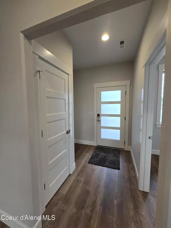 Rathdrum, ID 83858,13941 Rainier LOOP
