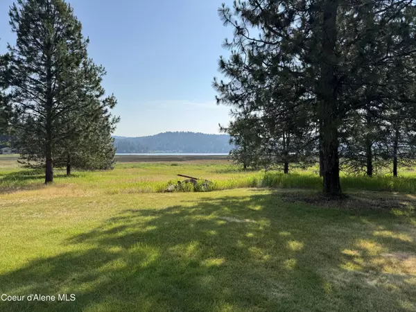 Hauser, ID 83854,12916 N Hauser Lk Rd