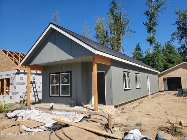 Ponderay, ID 83852,341 Jasper LOOP