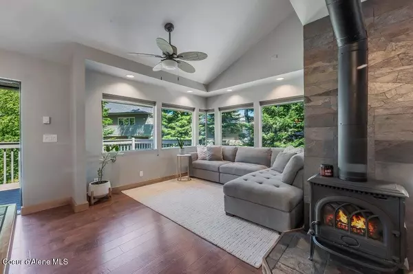 Rathdrum, ID 83858,5653 W Racquet Rd