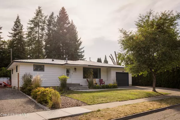 2205 N 12TH ST, Coeur d'Alene, ID 83814