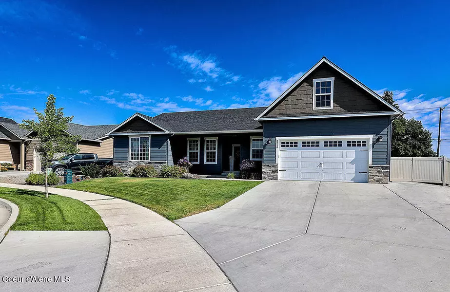 3910 N ARROWLEAF LOOP, Post Falls, ID 83854