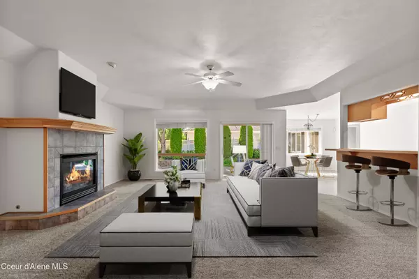 Post Falls, ID 83854,747 N DUNDEE DR