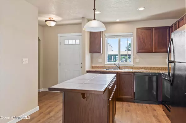 Post Falls, ID 83854,1669 E HORSEHAVEN AVE