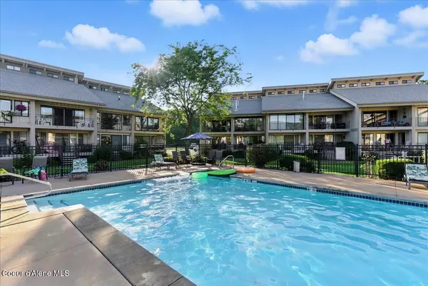 Sandpoint, ID 83864,301 Iberian WAY #113