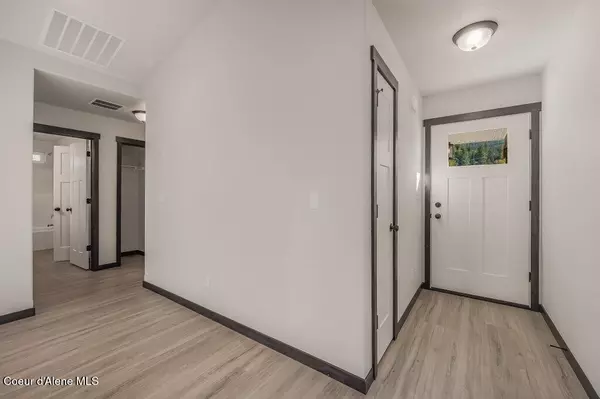 Smelterville, ID 83868,921 Washington St