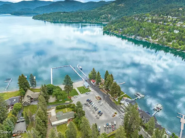 Hayden, ID 83835,2060 E WOODSTONE DR