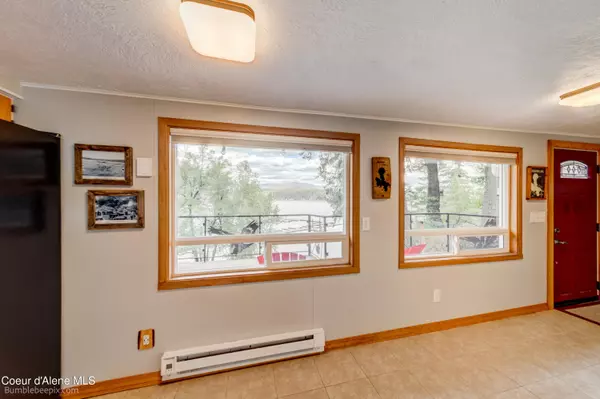 Newman Lake, WA 99025,11653 N Honeymoon Bay Rd