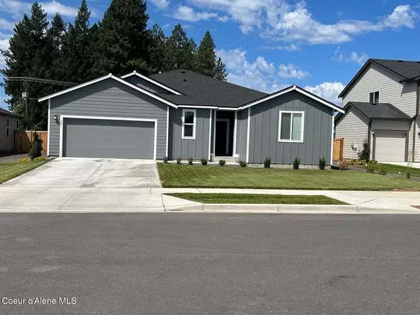327 E Burdock Lp, Hayden, ID 83835