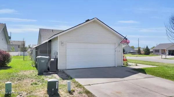 Post Falls, ID 83854,2615 E KNAPP CIR