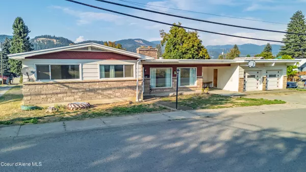 1402 Jefferson Ave, St. Maries, ID 83861