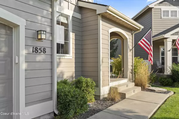 Post Falls, ID 83854,1858 N Teanaway