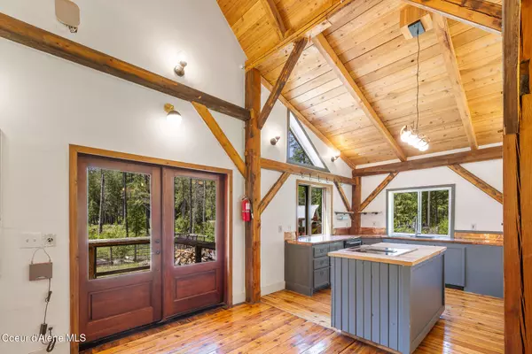 Sagle, ID 83860,99 Broten Way