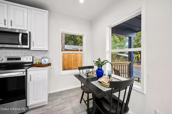 Priest River, ID 83856,93 Finley Ave