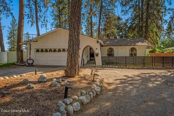 Coeur d'Alene, ID 83815,6106 N PARKWOOD CIR