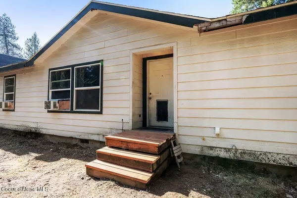 Athol, ID 83801,2332 W Smoke Tree Ave