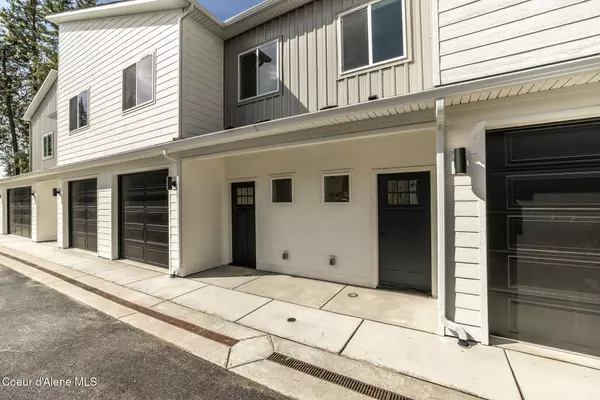 Coeur d'Alene, ID 83815,3677 N Torrey Pine Ln