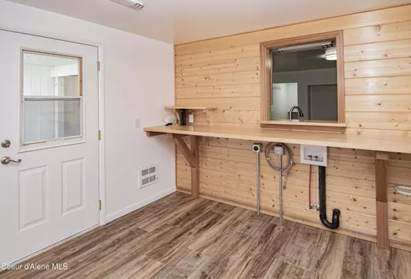 Bonners Ferry, ID 83805,6378 Washington St