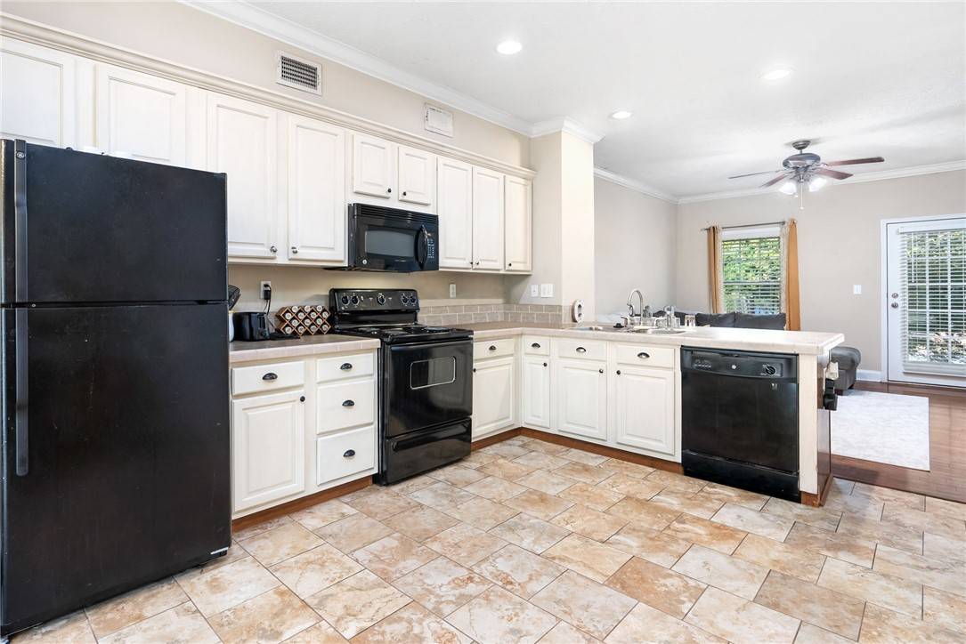 Auburn, AL 36830,1356 GATEWOOD DR