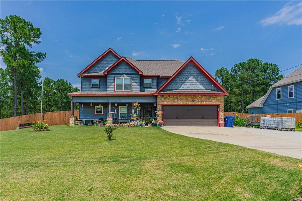 Salem, AL 36874,118 LEE ROAD 2210