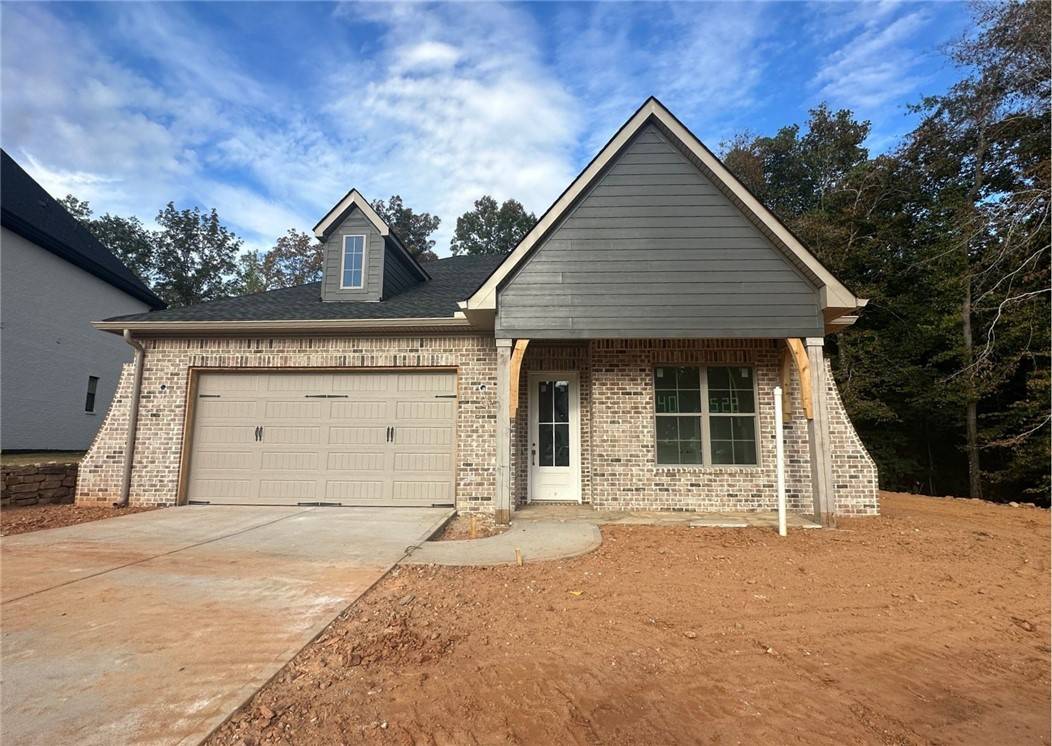 522 BONNY GLEN RD, Auburn, AL 36830