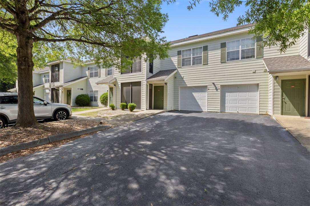 Auburn, AL 36832,447 W LONGLEAF DR #1403