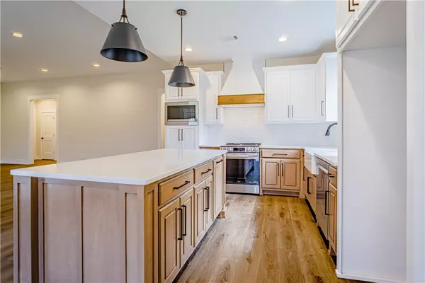 Smiths Station, AL 36877,1847 LEE ROAD 288