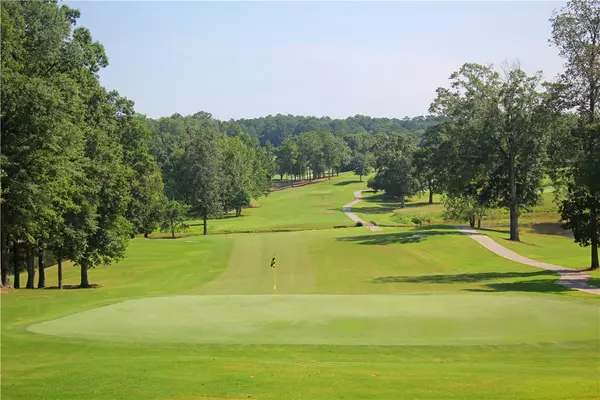 Auburn, AL 36830,810 SUMMERLIN CIR