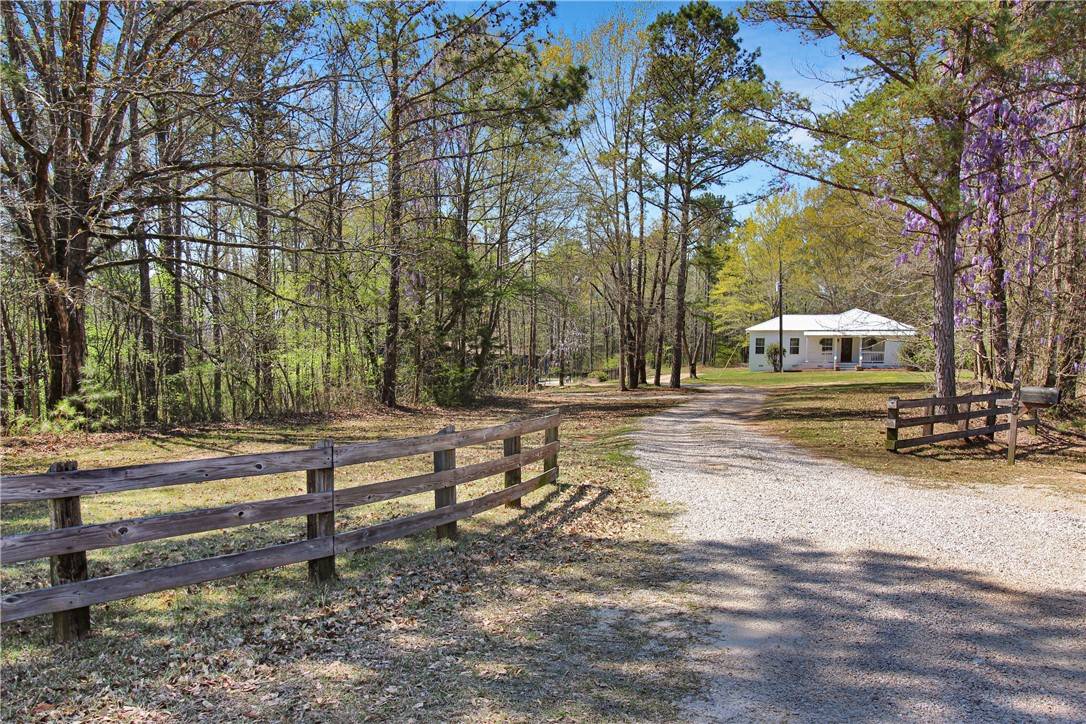 Auburn, AL 36879,2755 BUD BLACK RD