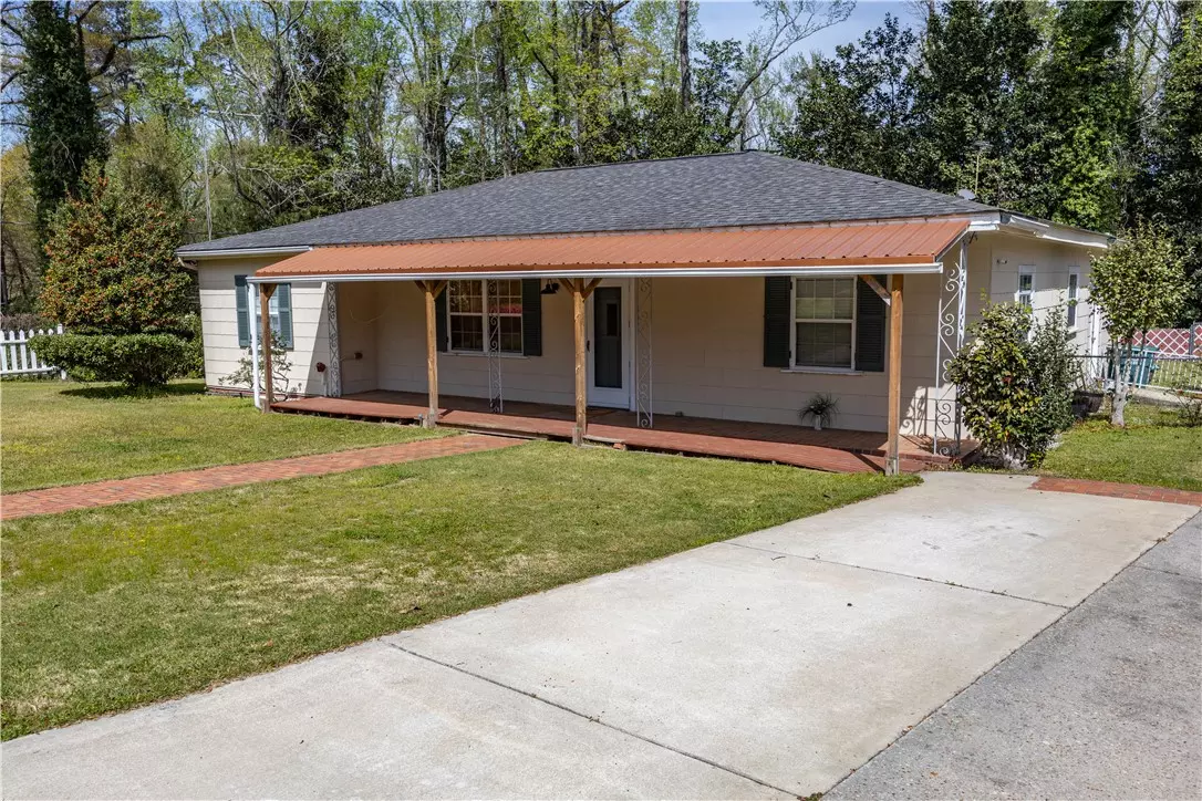 Eufaula, AL 36027,104 BULLOCK CIR