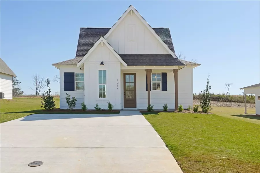 255 Summer ST, Opelika, AL 36804