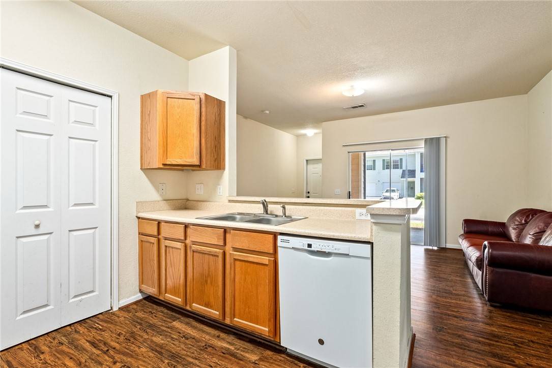 Auburn, AL 36832,447 W LONGLEAF DR #1007