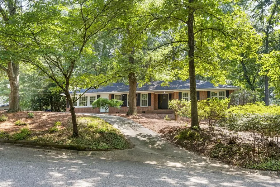 262 DENSON DR, Auburn, AL 36830