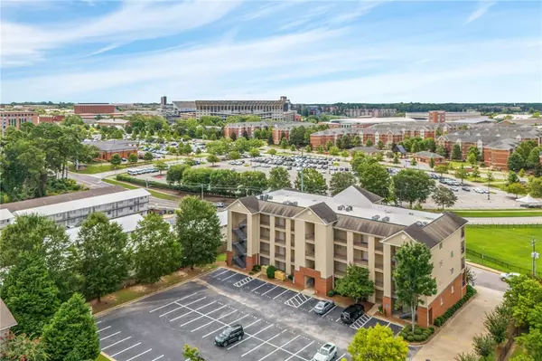 696 W MAGNOLIA AVE #104, Auburn, AL 36830