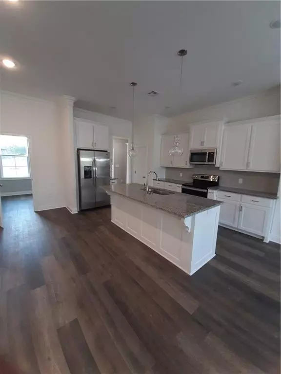 Pineville, LA 71360,4537 Hathern DR