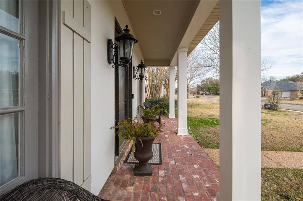Alexandria, LA 71303,4136 Waterford DR