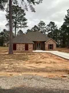 154 Graystone, Dry Prong, LA 71423