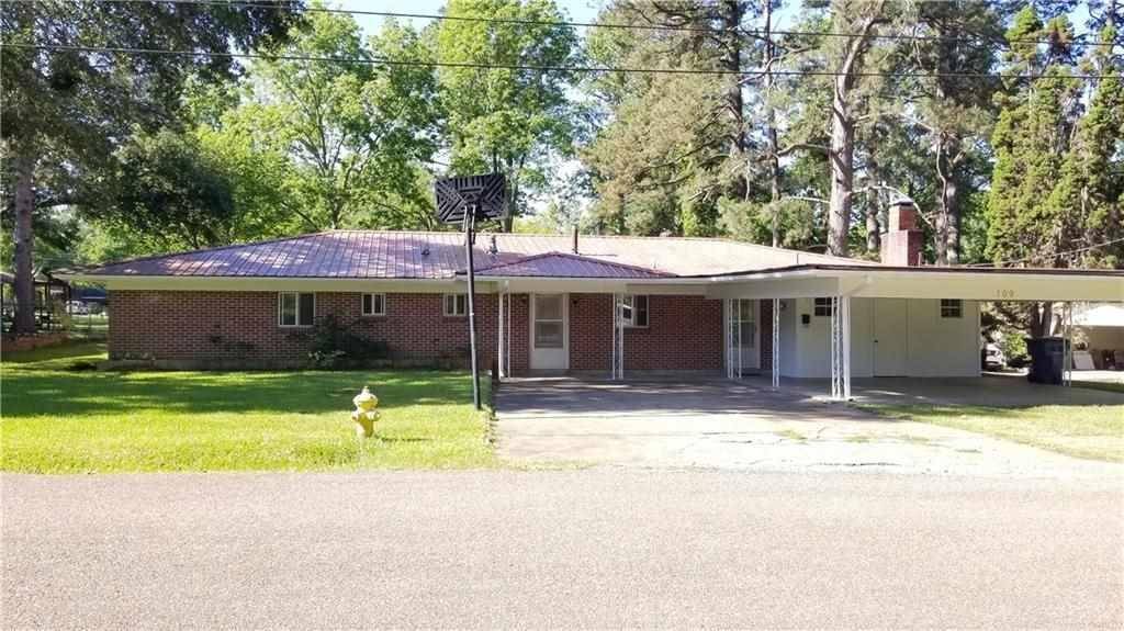 Winnfield, LA 71483,109 Harrell AVE