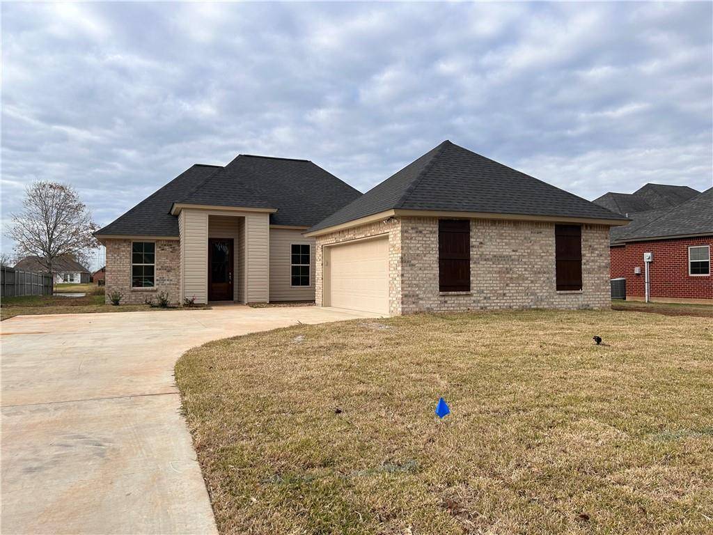 129 Grand Lakes BLVD, Alexandria, LA 71303