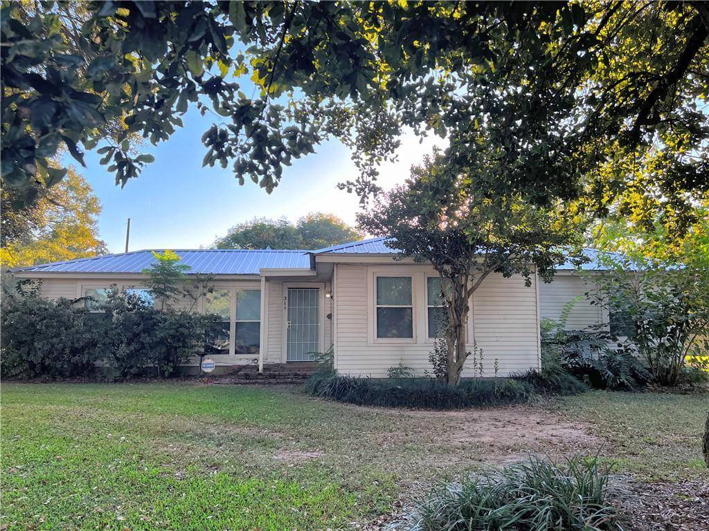 311 N Matthews ST, Bunkie, LA 71322
