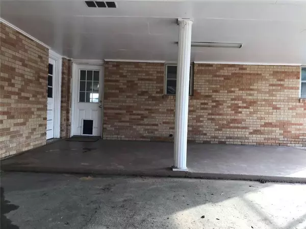 Chalmette, LA 70043,3622 MONTESQUIEU ST