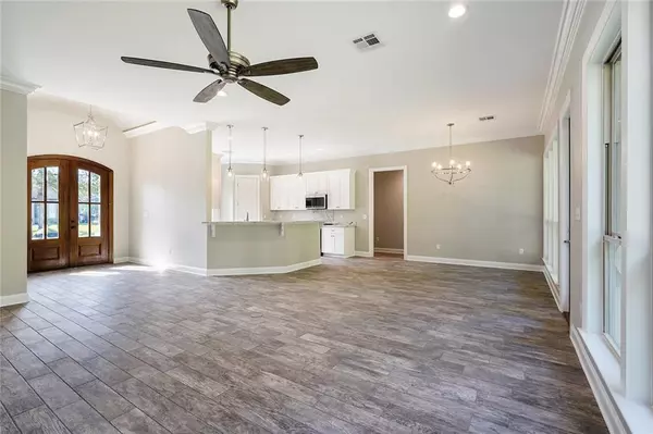 Covington, LA 70435,13256 RIVERLAKE DR