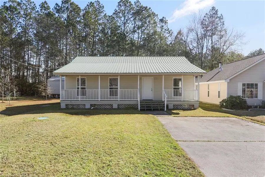 226 2ND ST, Pearl River, LA 70452