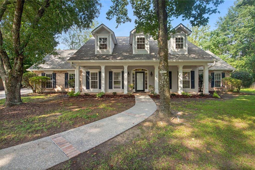 Mandeville, LA 70471,113 DEBELLEVUE PL