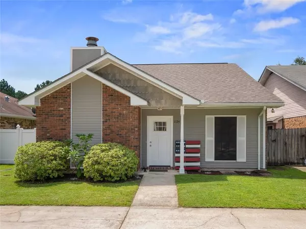 1124 ROSE MEADOW LOOP, Slidell, LA 70460