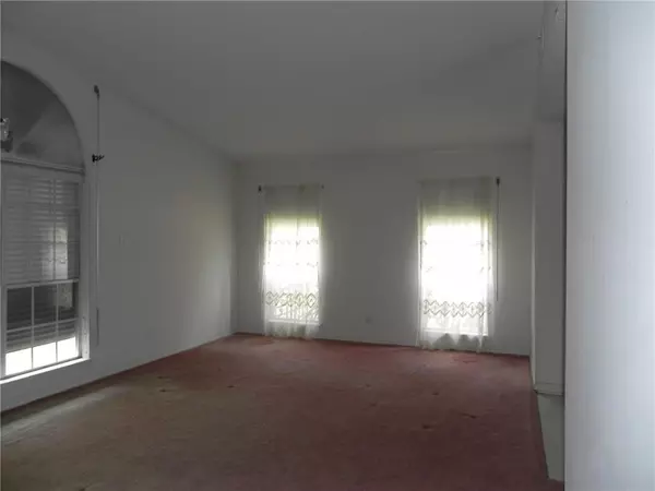 Slidell, LA 70461,106 COTTONWOOD CT