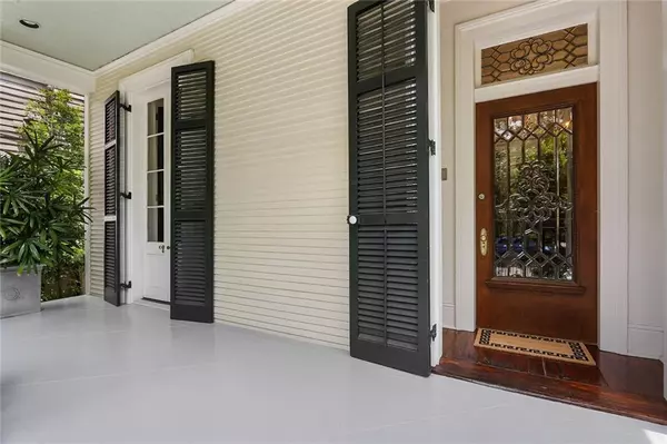 New Orleans, LA 70130,2324 CAMP ST