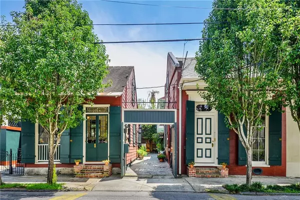 2454 56 ROYAL ST, New Orleans, LA 70117