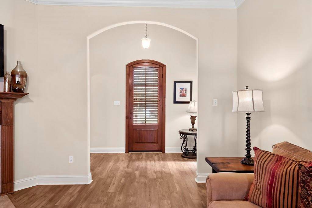 Madisonville, LA 70447,104 COQUILLE DR