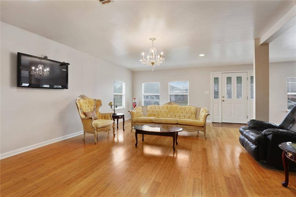 Luling, LA 70070,214 WILLARD ST